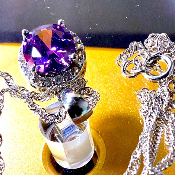 Sterling Silver Amethyst Pendant Chain Necklace - Picture 3 of 7